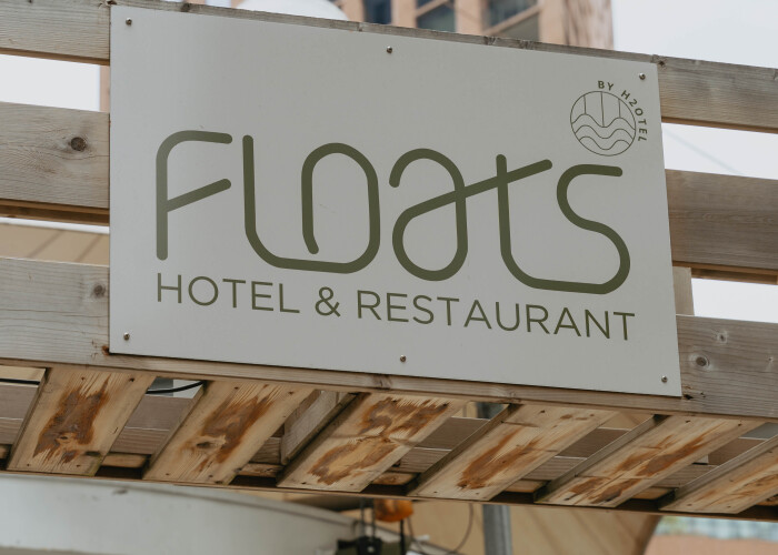 Restaurant FLOATS