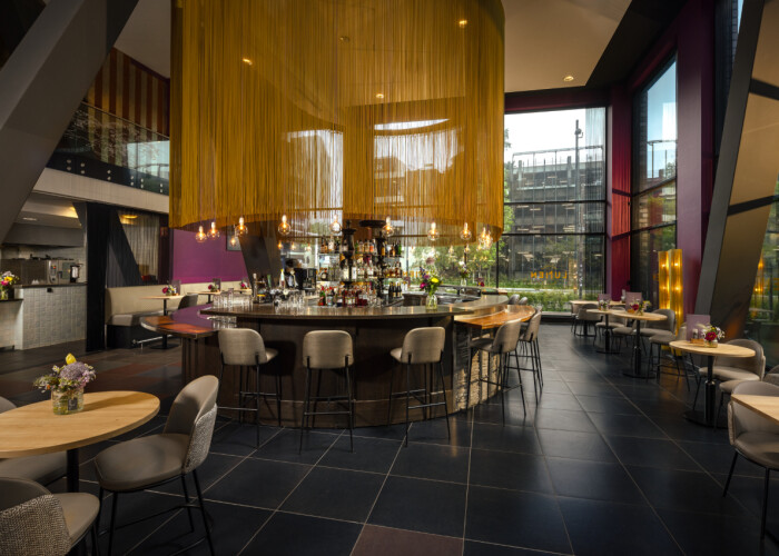 Bar & Brasserie Lumen