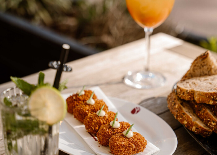 Roose Restobar